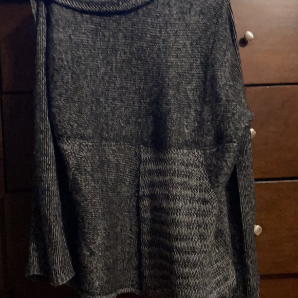 Women’s gray waterfall sweater XL - Picture 4 of 4